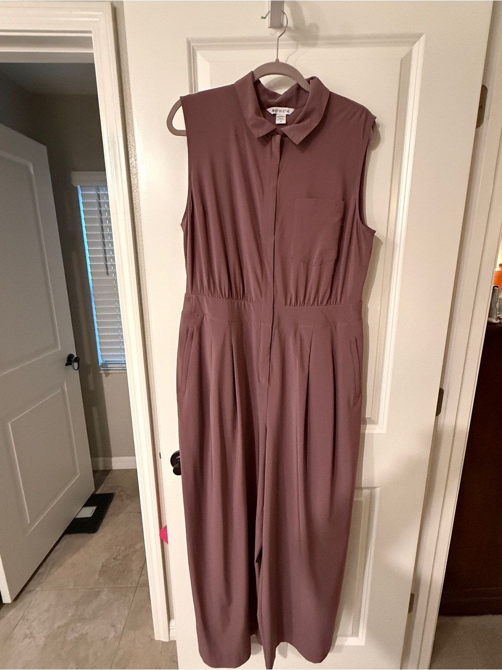 Athleta Sleeveless Collared Jumpsuit in Dusty Mauve